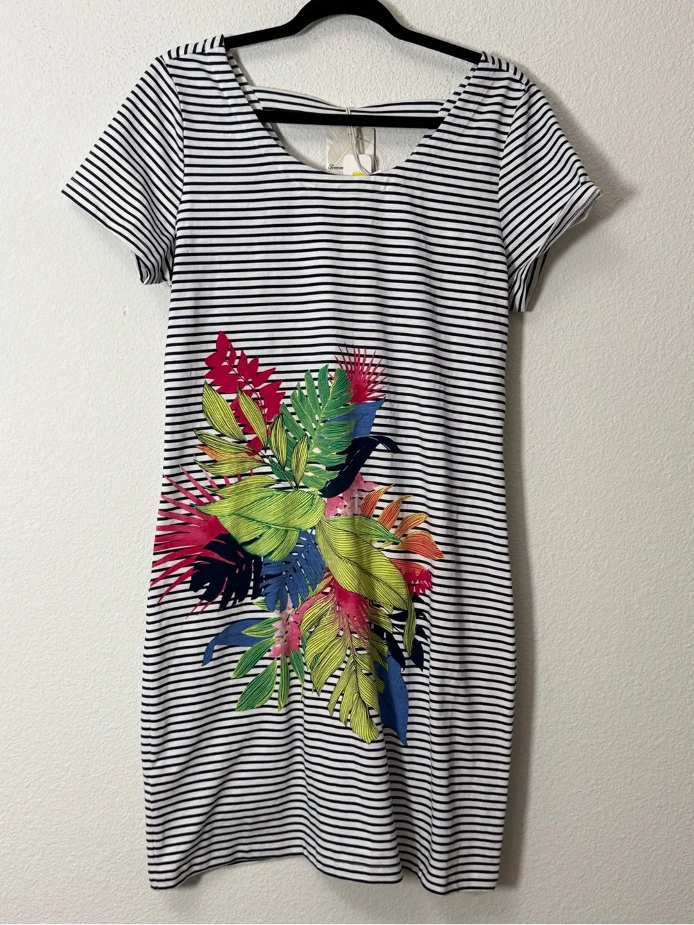 Tommy Bahama NWT Striped Tropical Floral T-Shirt Dress Medium Coastal Resort